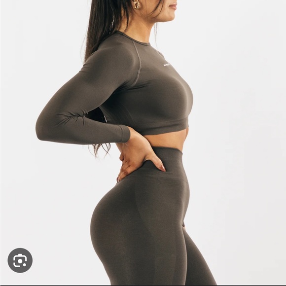 Alphalete Amplify Legging Mocha - Picture 3 of 3